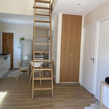 Appartement Climatise Avec Terrasse 康斯拉维利 外观 照片